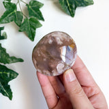 Flower Agate Palmstone