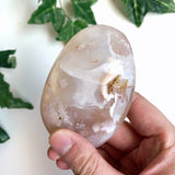 Flower Agate Palmstone